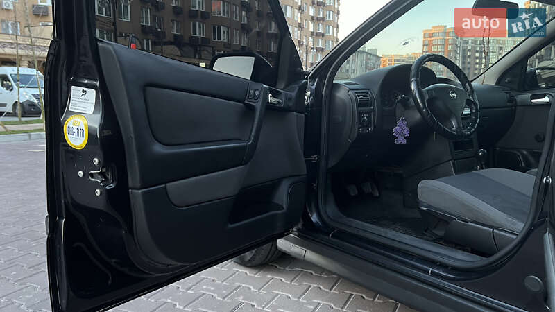 Хетчбек Opel Astra 2003 в Києві
