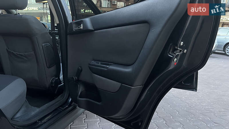 Хетчбек Opel Astra 2003 в Києві