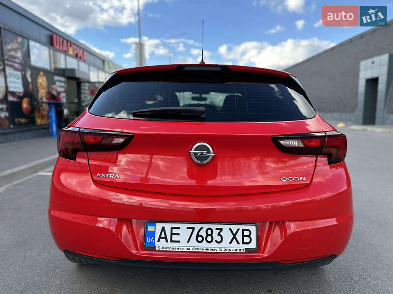 Хэтчбек Opel Astra 2016 в Днепре