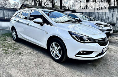 Универсал Opel Astra 2018 в Виннице