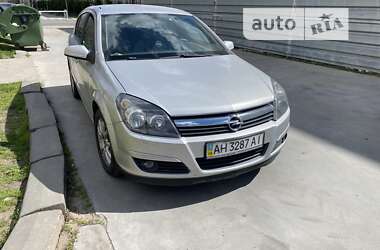 Хэтчбек Opel Astra 2005 в Одессе