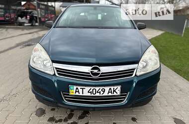 Хэтчбек Opel Astra 2007 в Богородчанах