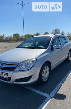 Універсал Opel Astra 2007 в Києві