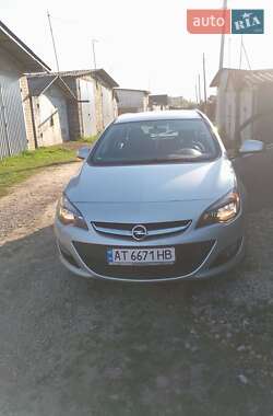 Универсал Opel Astra 2014 в Коломые