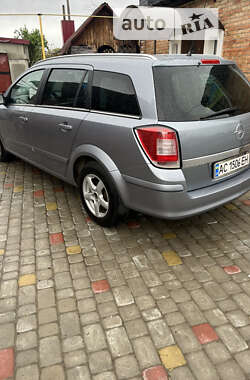 Универсал Opel Astra 2008 в Луцке