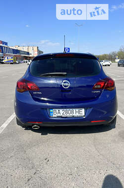 Хэтчбек Opel Astra 2010 в Кропивницком