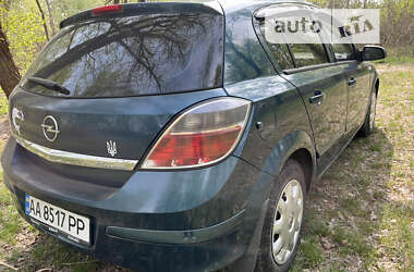 Хэтчбек Opel Astra 2007 в Днепре