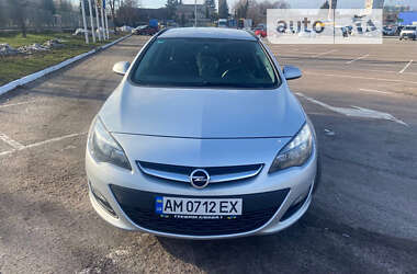 Универсал Opel Astra 2012 в Житомире