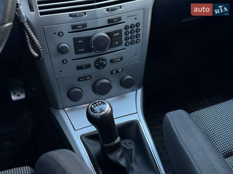Универсал Opel Astra 2007 в Львове