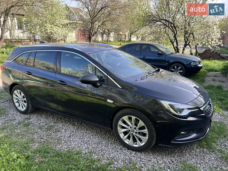 Opel Astra 2016