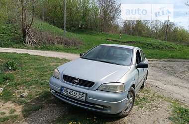 Седан Opel Astra 2005 в Крыжополе