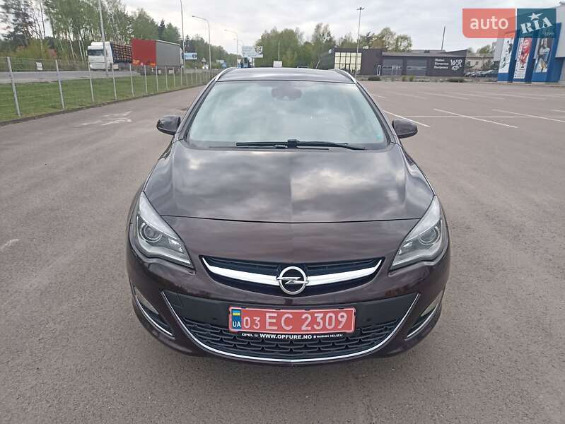 Универсал Opel Astra 2014 в Ковеле
