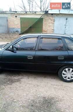 Хетчбек Opel Astra 1993 в Олександрії