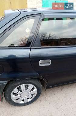 Хетчбек Opel Astra 1993 в Олександрії