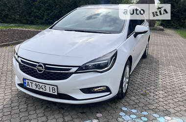 Універсал Opel Astra 2016 в Калуші