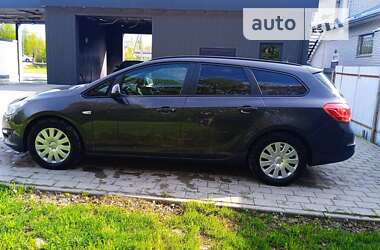 Універсал Opel Astra 2012 в Долині