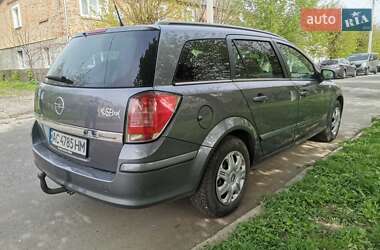 Универсал Opel Astra 2004 в Луцке