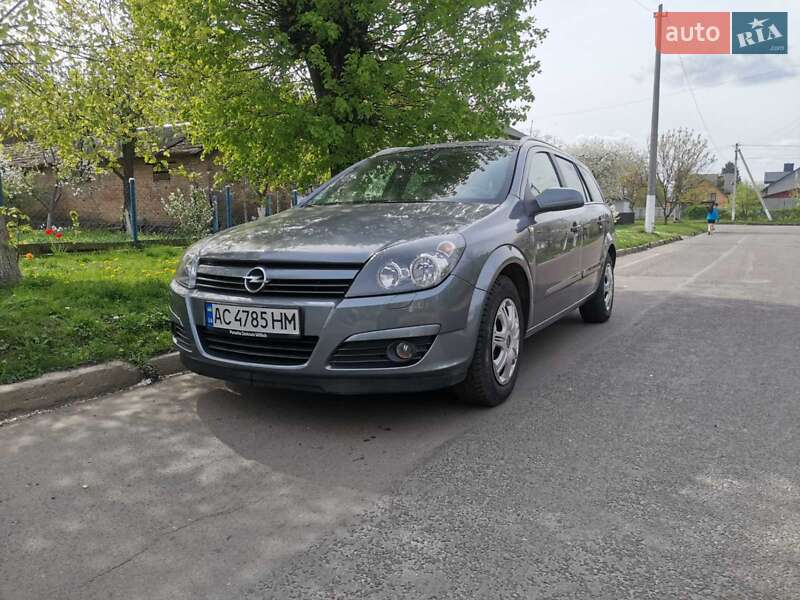 Универсал Opel Astra 2004 в Луцке