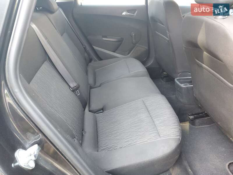 Универсал Opel Astra 2015 в Каневе фото 4 Универсал Opel Astra 2015 в Каневе