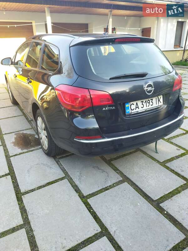Универсал Opel Astra 2015 в Каневе фото 9 Универсал Opel Astra 2015 в Каневе