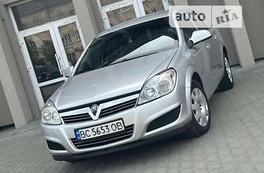 Универсал Opel Astra 2009 в Дрогобыче