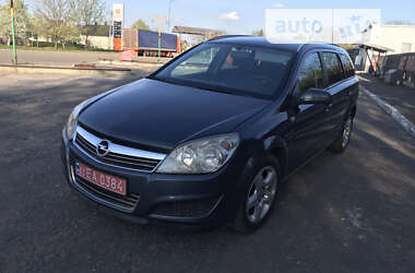 Универсал Opel Astra 2008 в Червонограде