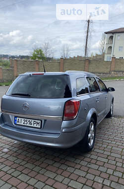 Универсал Opel Astra 2008 в Василькове