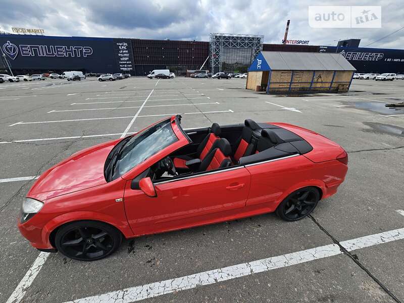 Кабриолет Opel Astra 2008 в Киеве