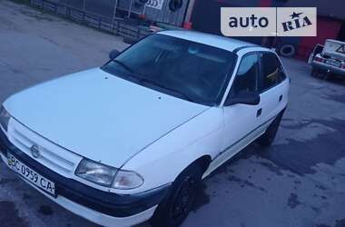 Хэтчбек Opel Astra 1995 в Владимир-Волынском