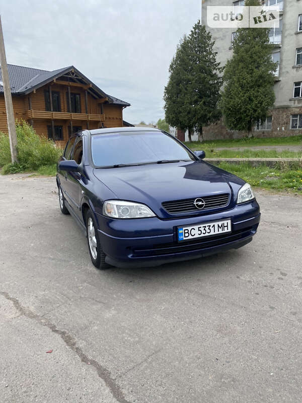 Хэтчбек Opel Astra 2001 в Дубно