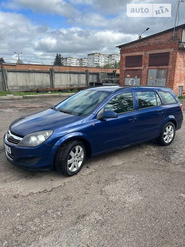 Универсал Opel Astra 2007 в Чернигове