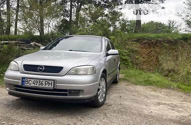 Седан Opel Astra 2005 в Львове