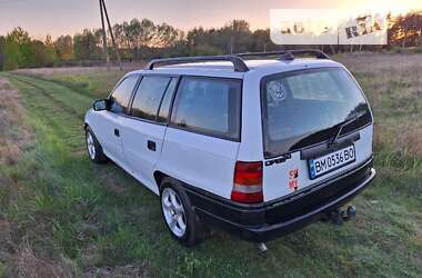 Универсал Opel Astra 1993 в Харькове
