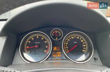 Универсал Opel Astra 2006 в 