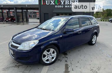 Универсал Opel Astra 2009 в Дрогобыче