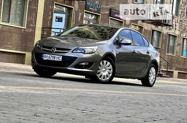 Седан Opel Astra 2017 в Одесі
