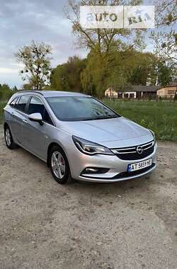 Універсал Opel Astra 2016 в Галичі