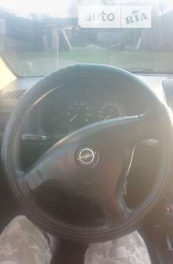 Седан Opel Astra 2008 в Згуровке