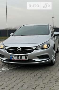 Универсал Opel Astra 2018 в Коломые