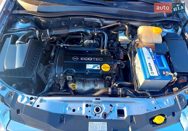 Универсал Opel Astra 2009 в Покровске