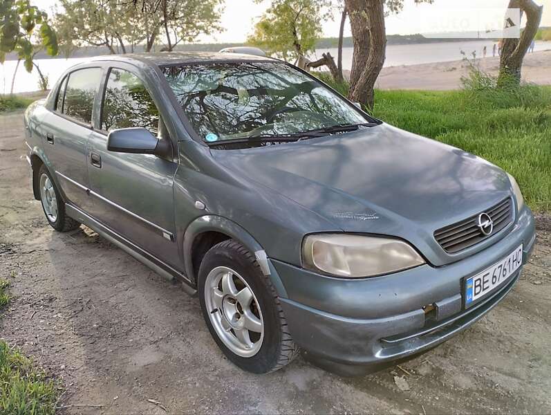 Седан Opel Astra 1999 в Николаеве