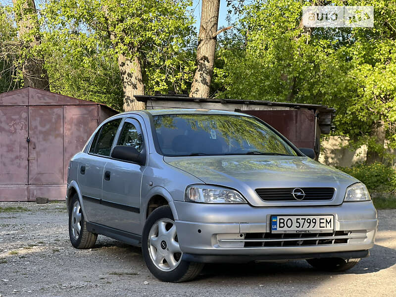 Хетчбек Opel Astra 2005 в Тернополі