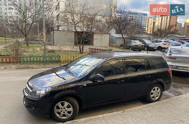 Универсал Opel Astra 2011 в Киеве