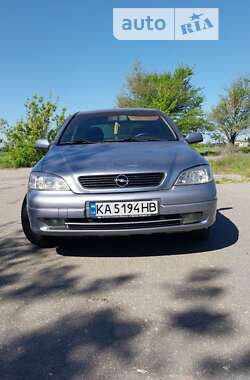 Хэтчбек Opel Astra 2003 в Мироновке