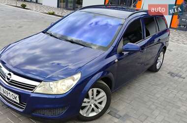 Универсал Opel Astra 2007 в Попельне