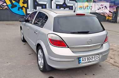 Хэтчбек Opel Astra 2006 в Харькове