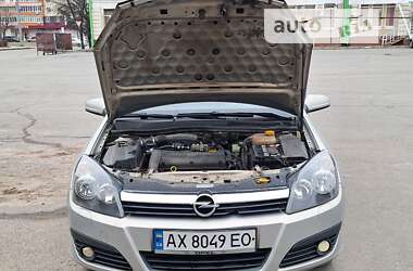 Хэтчбек Opel Astra 2006 в Харькове