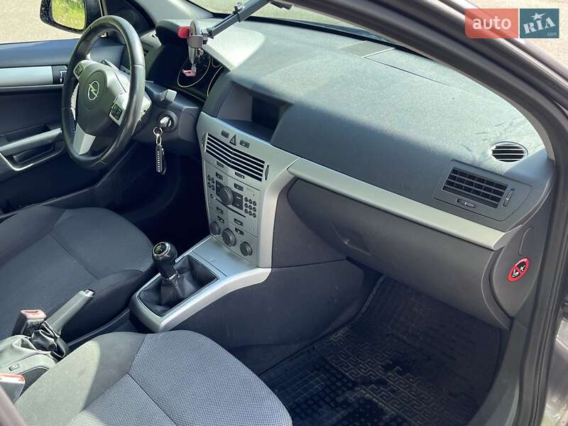 Универсал Opel Astra 2009 в Белой Церкви