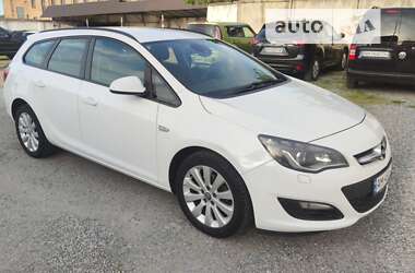 Универсал Opel Astra 2015 в Житомире