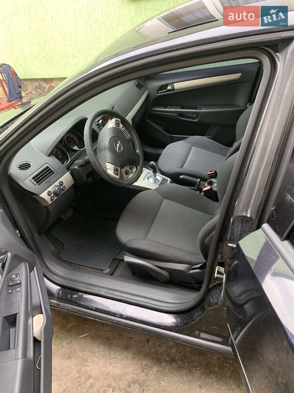 Хетчбек Opel Astra 2007 в Львові